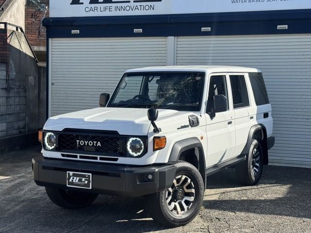 TOYOTA / LANDCRUISER 70