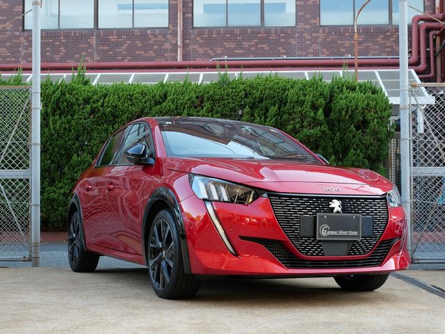 PEUGEOT / PEUGEOT 208