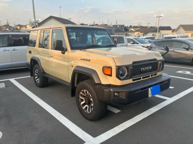 TOYOTA / LANDCRUISER 70