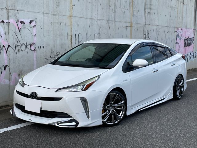 TOYOTA / PRIUS
