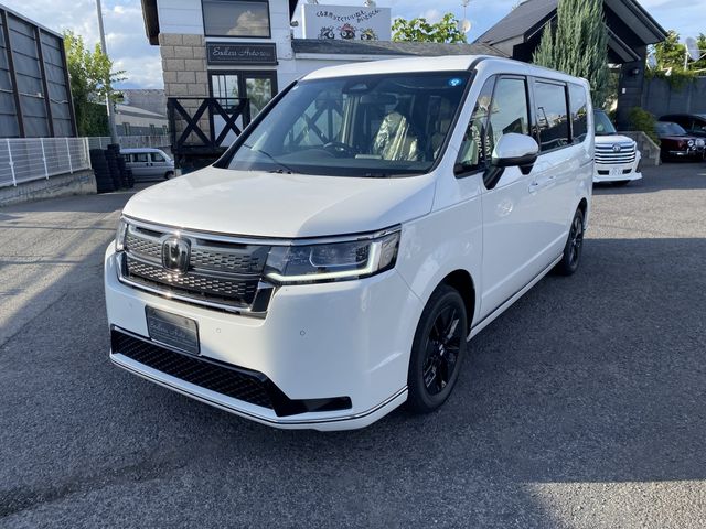 HONDA / STEPWAGON SPADA 4WD