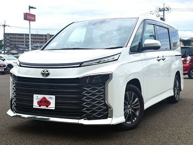 TOYOTA / VOXY