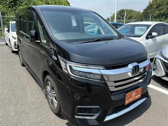 HONDA / STEPWAGON e:HEV SPADA