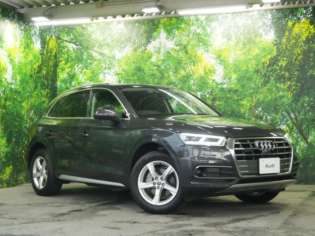 AUDI / AUDI Q5
