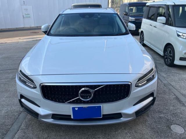 VOLVO / VOLVO V90 CROSS COUNTRY