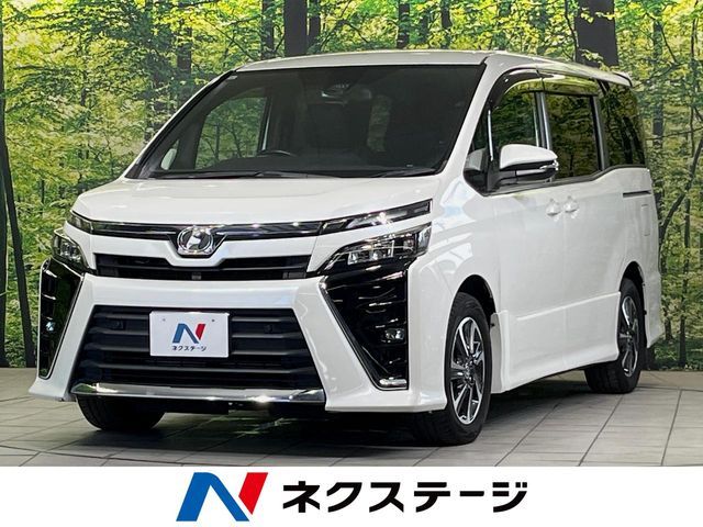 TOYOTA / VOXY