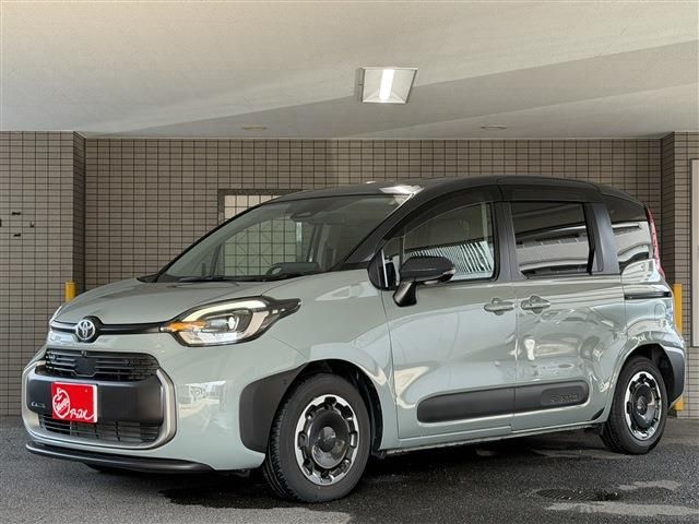 TOYOTA / SIENTA HYBRID