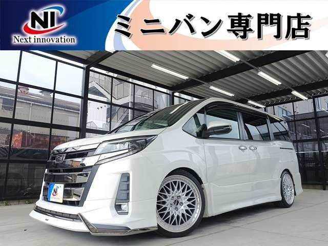 TOYOTA / NOAH