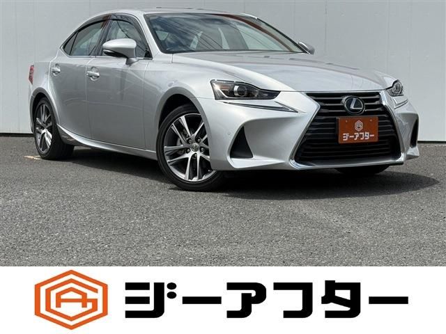 TOYOTA / LEXUS IS300h
