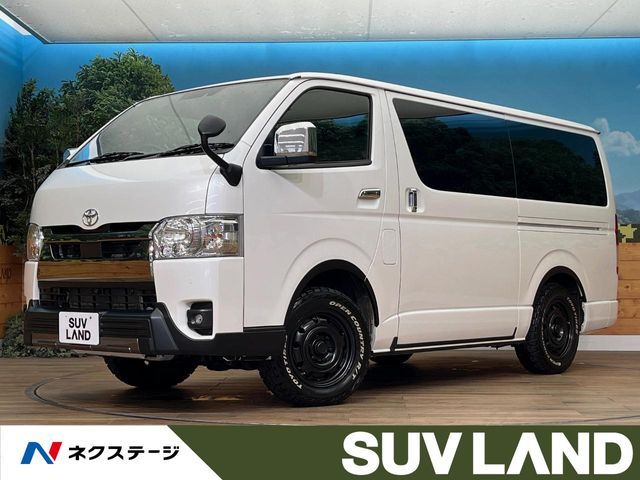 TOYOTA / HIACE van 4WD