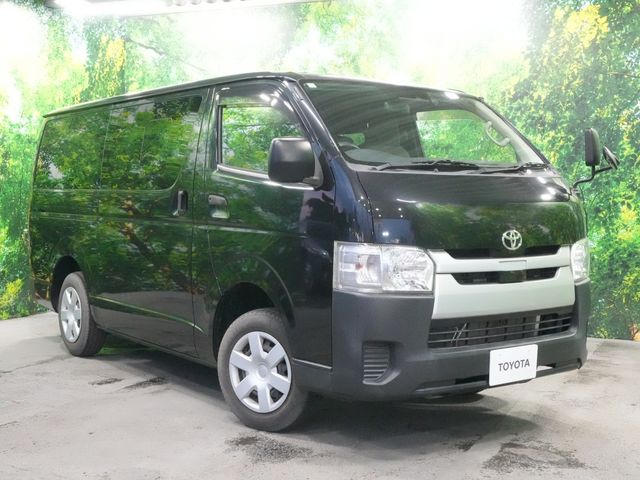 TOYOTA / HIACE van 2WD
