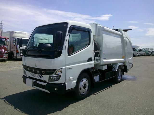 Japanese used car Ref# 1657088 MITSUBISHI / CANTER