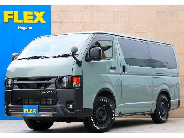 TOYOTA / HIACE van 4WD
