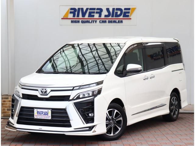TOYOTA / VOXY