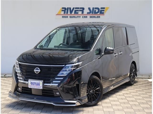 NISSAN / SERENA  WG