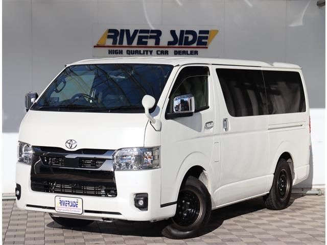 TOYOTA / HIACE van 4WD
