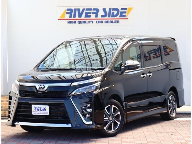 TOYOTA / VOXY