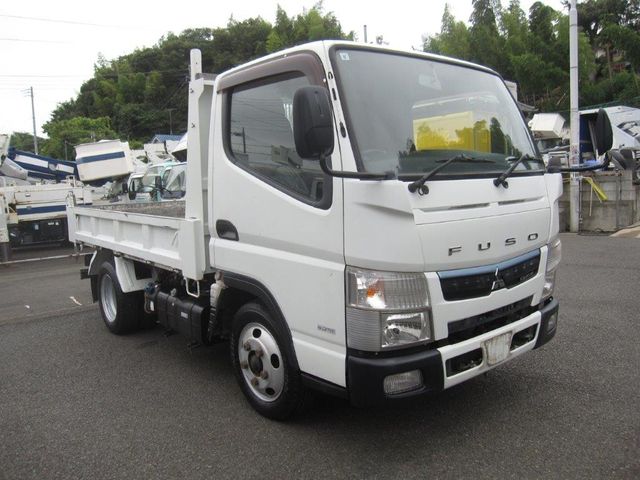 Japanese used car Ref# 1657631 MITSUBISHI / CANTER