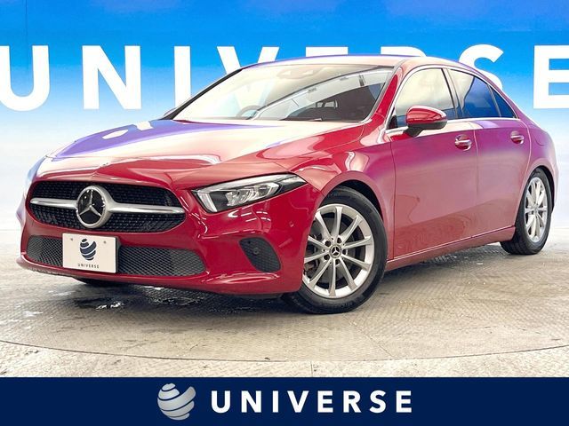MERCEDES BENZ / MERCEDES BENZ A class sedan