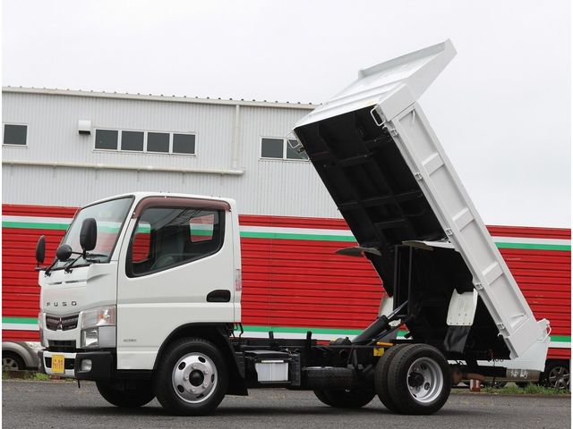 Japanese used car Ref# 1657729 MITSUBISHI / CANTER