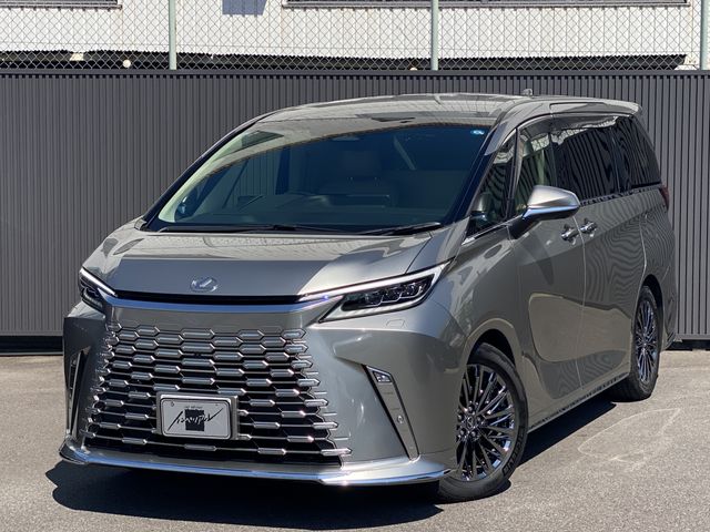 TOYOTA / ﾚｸｻｽ LM500h