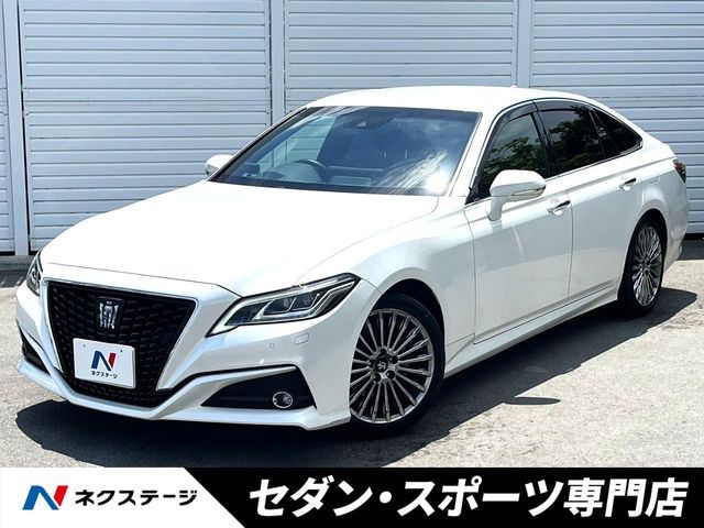 TOYOTA / CROWN sedan hybrid
