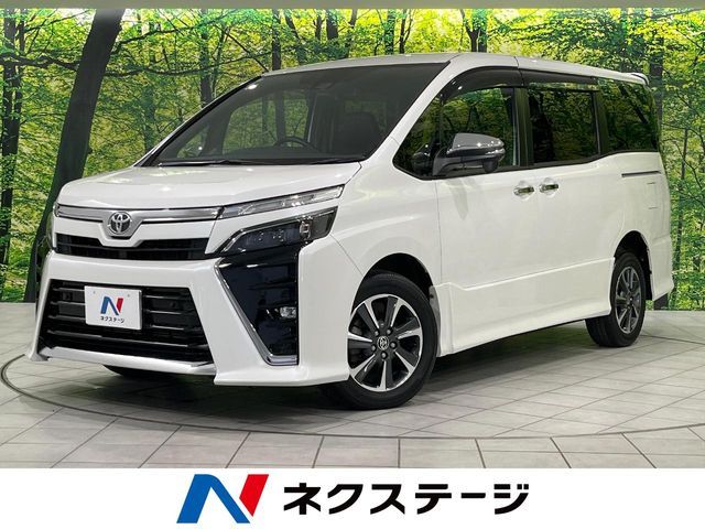 TOYOTA / VOXY 4WD