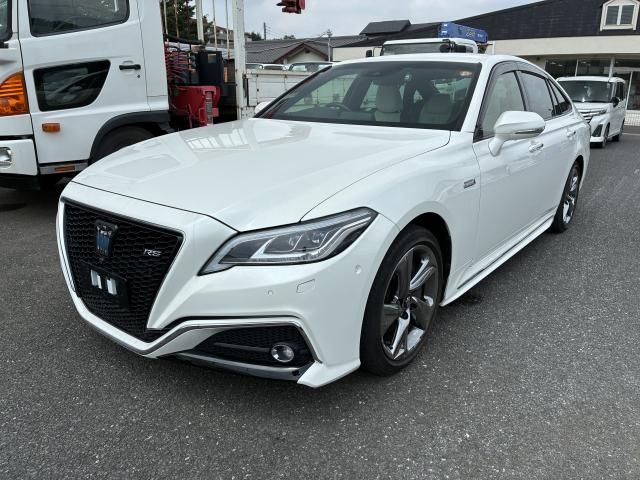 TOYOTA / CROWN sedan hybrid