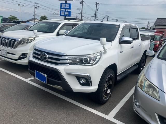 TOYOTA / ハイラックストラック４Ｄ