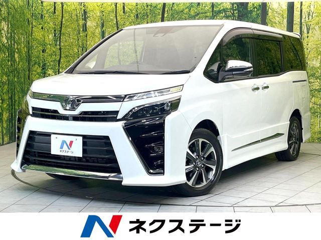 TOYOTA / VOXY