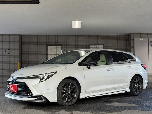 TOYOTA / COROLLA TOURING HYBRID