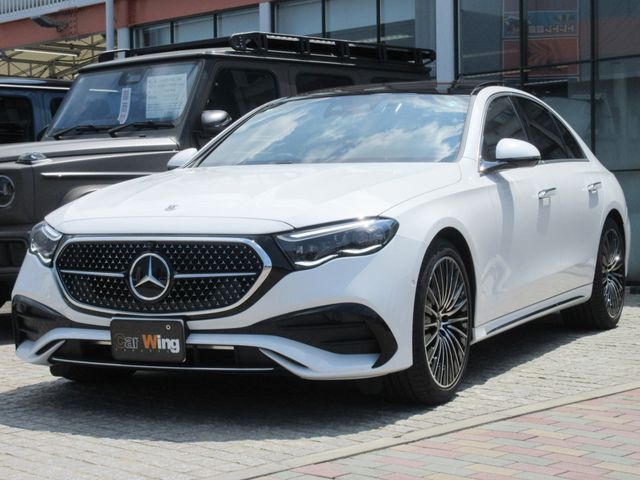 MERCEDES BENZ / MERCEDES BENZ E class sedan