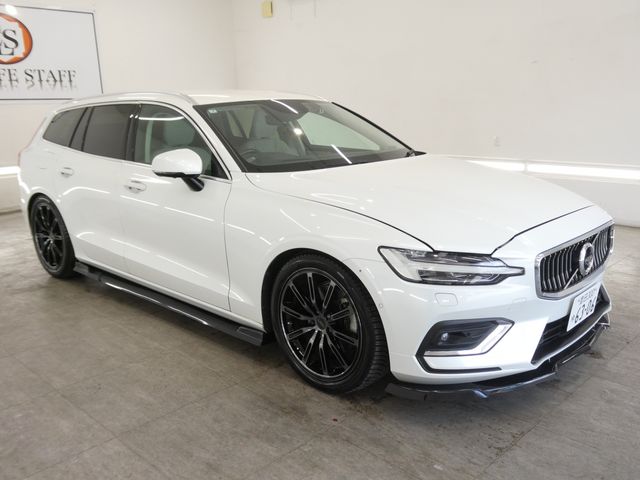 VOLVO / VOLVO V60