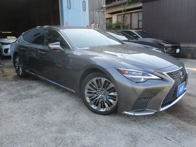 TOYOTA / LEXUS LS500h 4WD