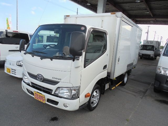 TOYOTA / DYNA