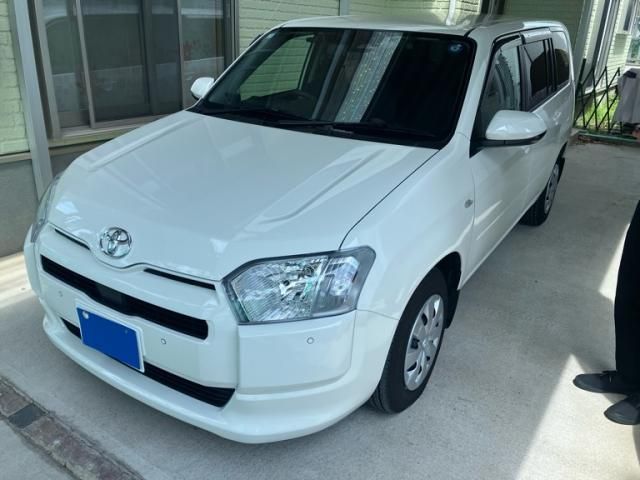 TOYOTA / PROBOX van HYBRID