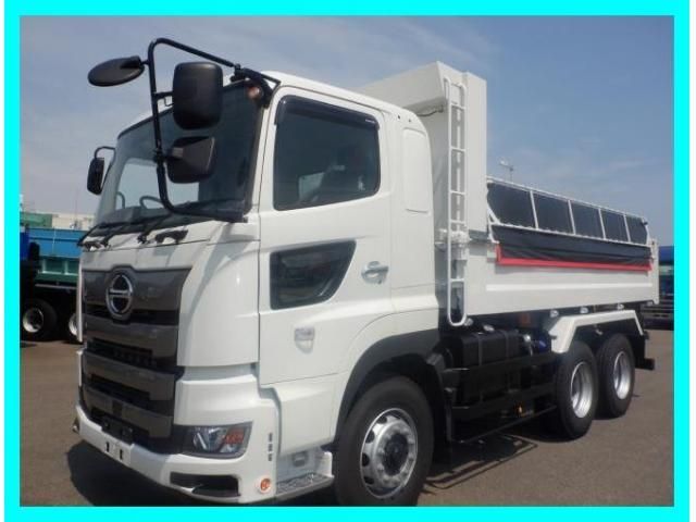 Japanese used car Ref# 1658886 HINO / PROFIA