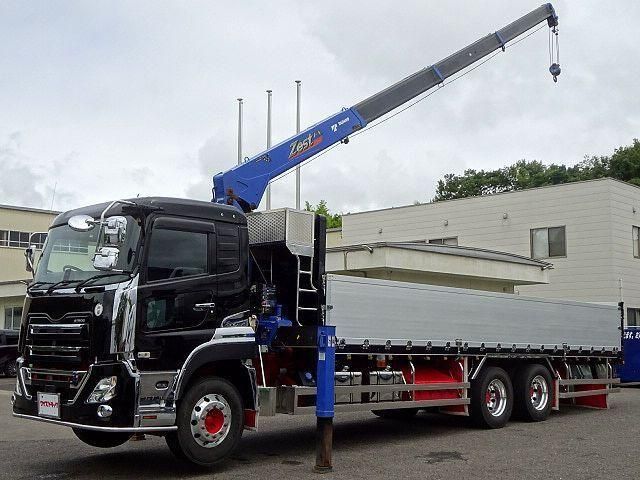 Japanese used car Ref# 1658887 NISSAN DIESEL / Quon