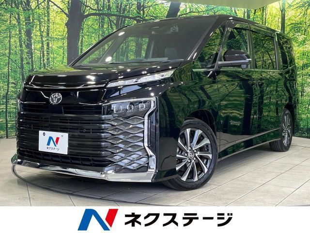 TOYOTA / VOXY