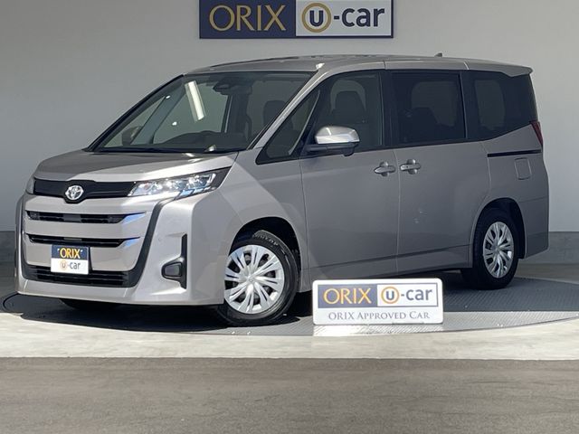 TOYOTA / NOAH
