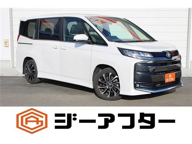 TOYOTA / NOAH