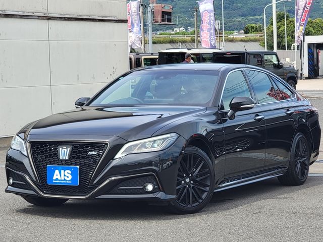 TOYOTA / CROWN sedan hybrid