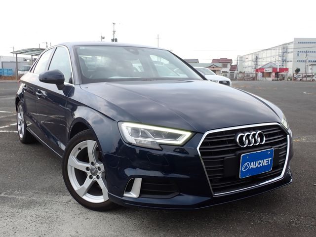 AUDI / AUDI A3 Sedan
