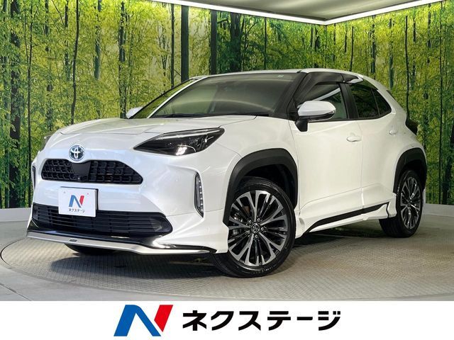 TOYOTA / YARIS CROSS HYBRID