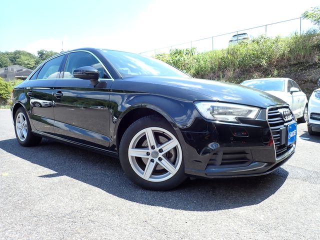 AUDI / AUDI A3 Sedan