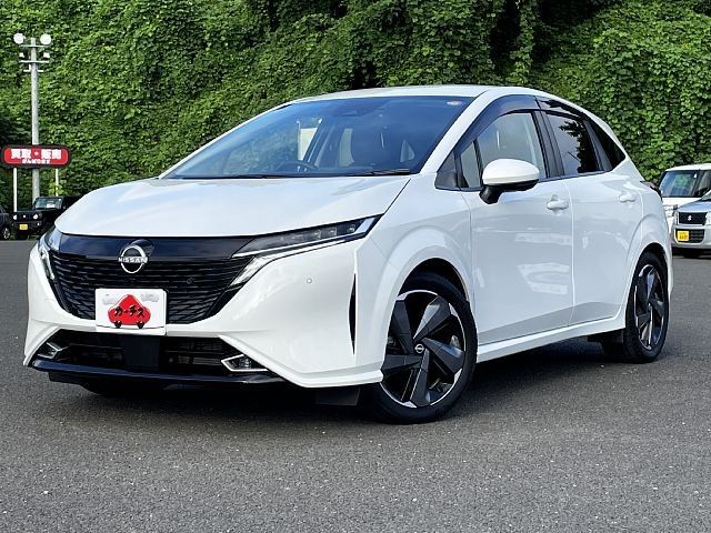 NISSAN / AURA