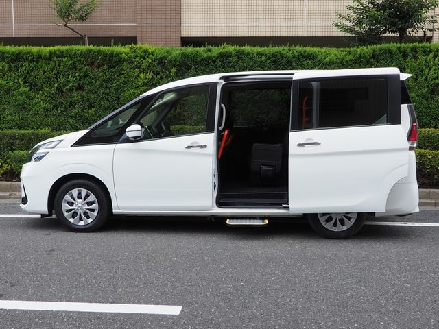 NISSAN / SERENA  WG