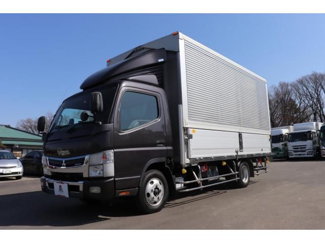 Japanese used car Ref# 1660419 MITSUBISHI / CANTER