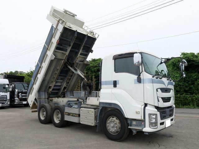 ISUZU / GIGA