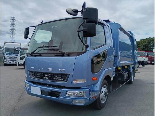 MITSUBISHI FUSOU / FIGHTER